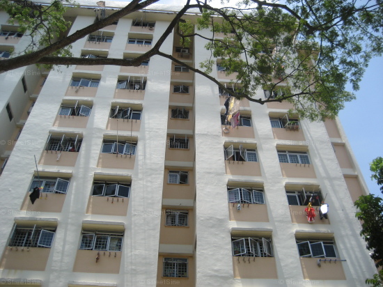 Blk 206 Ang Mo Kio Avenue 1 (Ang Mo Kio), HDB Executive #47212